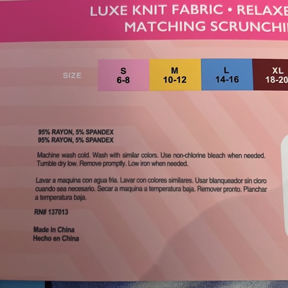 Women's Wildfox Blue Tie Dye 3 Piece Short Set
Size L - Picture 8 of 9